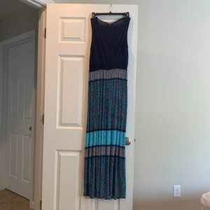 Daisy Fuentes Navy Maxi Dress - Size Small